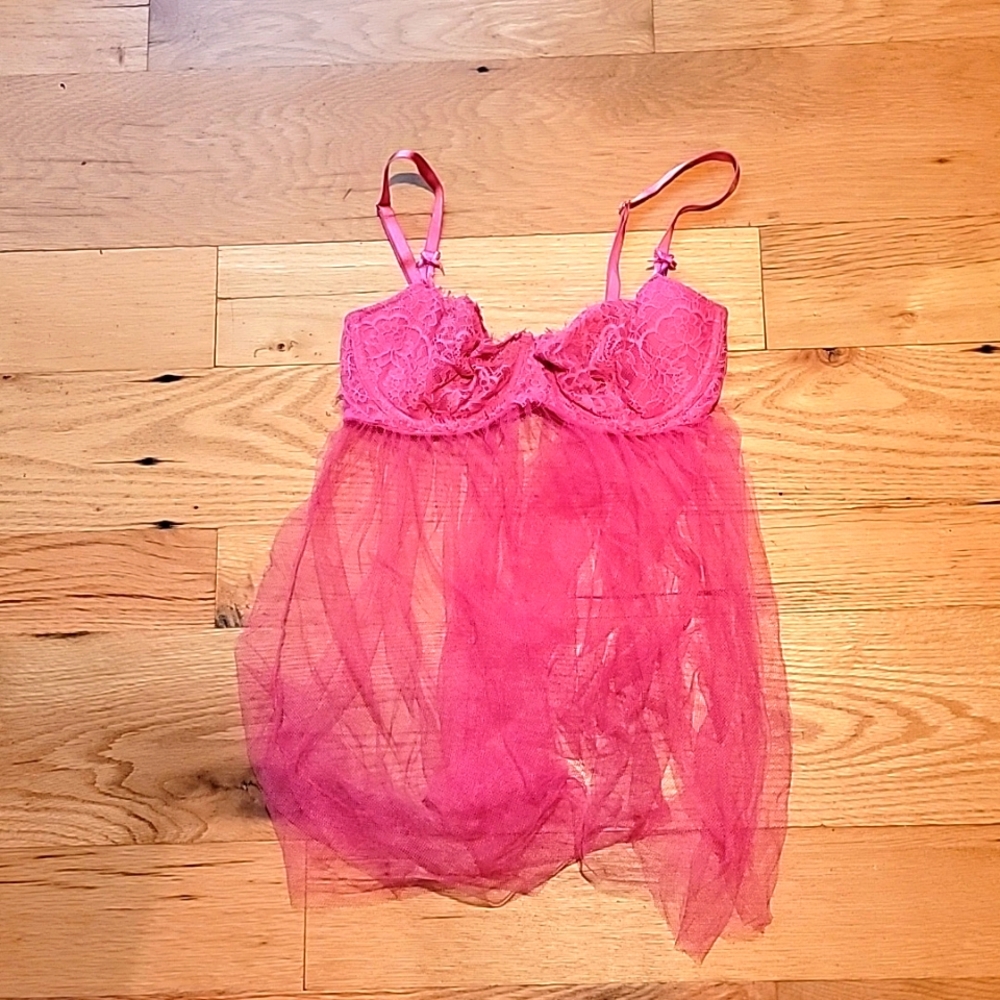 Victoria's Secret Pink Lace Bra Size Medium